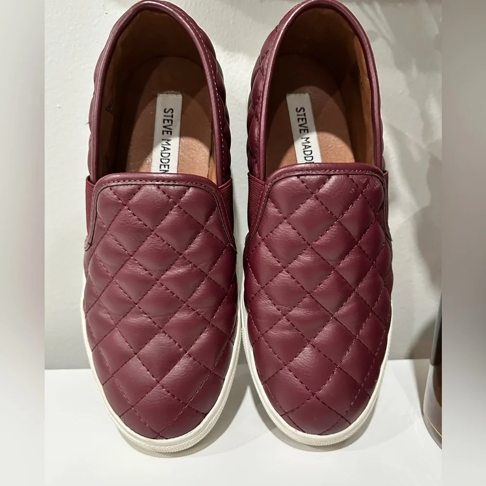 Steve Madden Slip On Sneakers - Picture 4 of 7